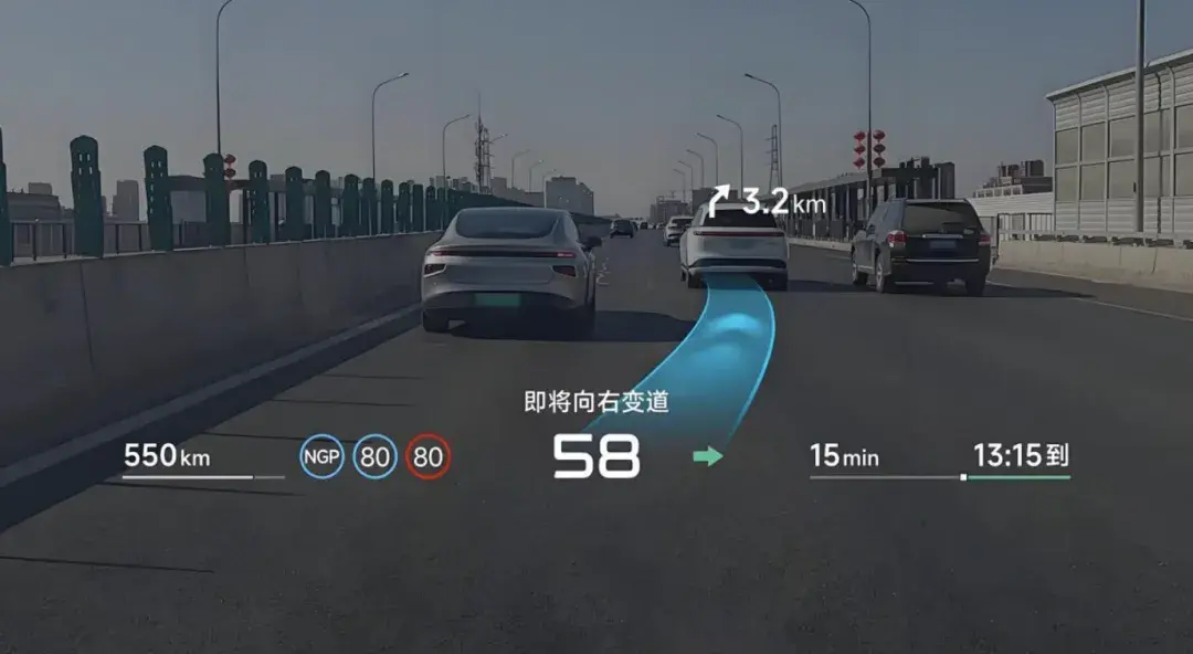 小鹏的新车终于来了！车长将近5米，不到20万，小米YU7不好卖了