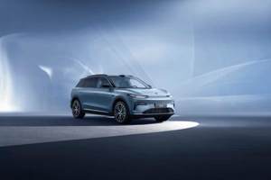 26款零跑C11上市，纯电续航640Km，14.98万起不比宋PLUS香？