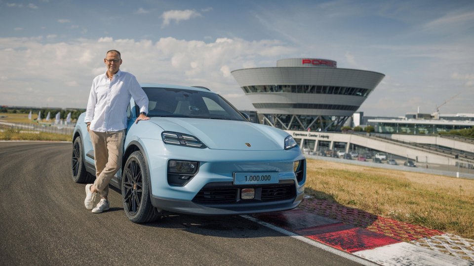 量产里程碑：第 100 万台 Macan 于莱比锡工厂下线