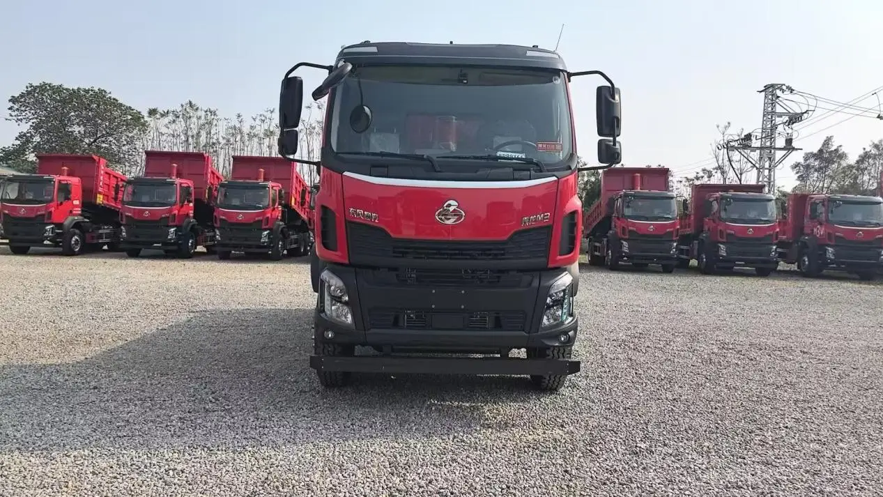 国四置换至高补8.5万！乘龙M3 4X2极限自卸车助卡友效率倍增
