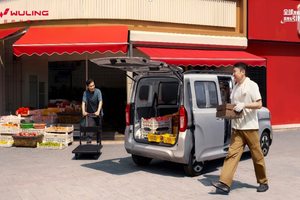 七大升级迎“多元” 五菱之光EV305km进取型5.78万元上市