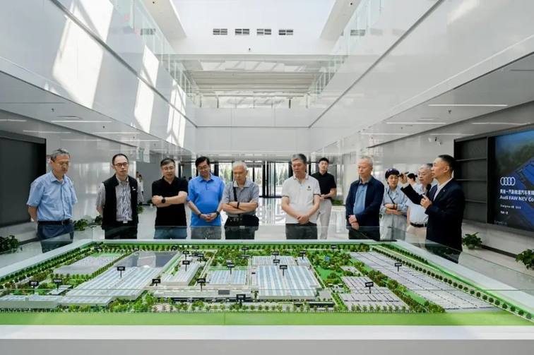 一汽奥迪Q6L e-tron：豪华纯电标杆，获专家一致盛赞