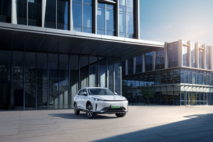 荣威D5X DMH：实用主义新典范，10万级家用紧凑型SUV优选