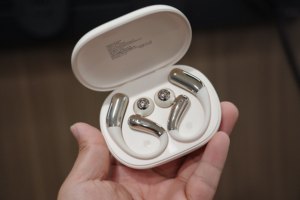 南卡OENova：戴了就像没戴，这耳机是来“报恩”的吧