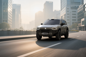 5.2秒破百的豪华智能越野SUV？猛士M817带来全场景自由体验