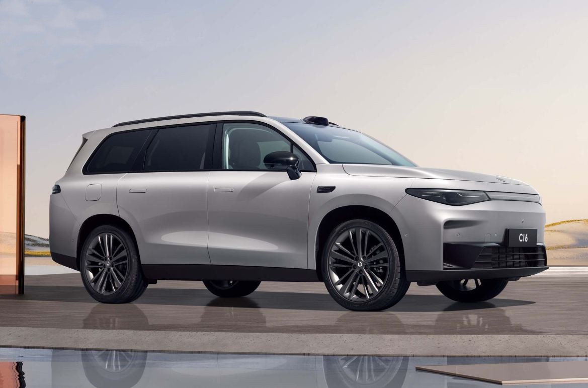 预算20万买台6座SUV，零跑C16、比亚迪唐、东风奕派008，你会选谁