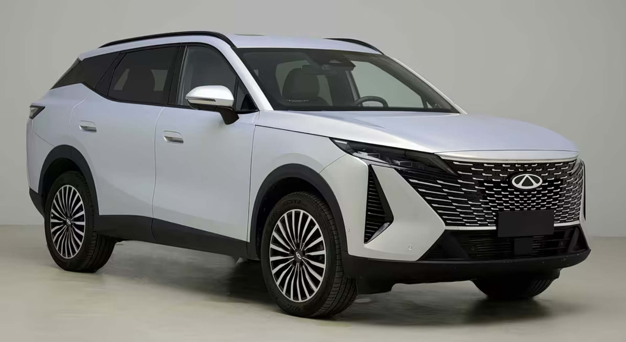 奇瑞加速抢市场 下半年加推四款SUV 风云T11 CEM或对标理想L9