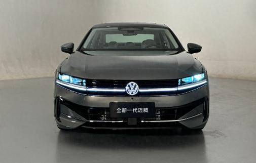 上半年最畅销十大燃油车型：大众占4席，第一名竟是国产车？