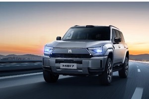 “硬控”出行全场景，猛士M817为城市生活家打造的贴心座驾！