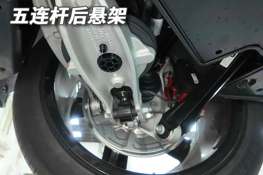 小米YU7：底盘什么样，斗胆浅谈一下！