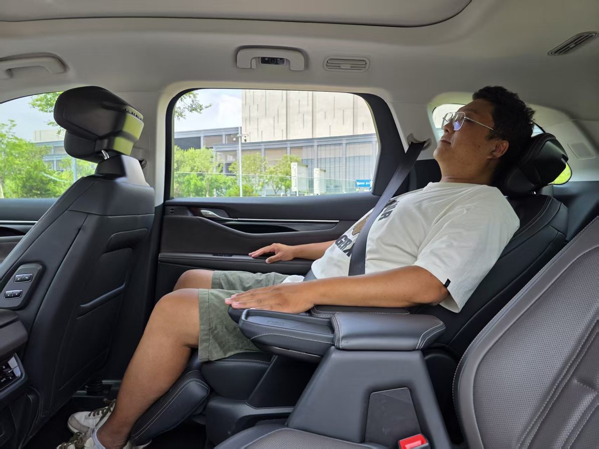 5座的价格居然能买大7座SUV 锐界L大七座优惠下来不到20万