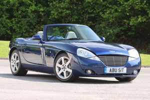 Jensen S-V8：英国跑车品牌的最后绝响