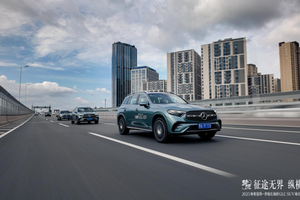 2025梅赛德斯-奔驰长轴距GLC SUV城市越野试驾之旅哈尔滨站收官
