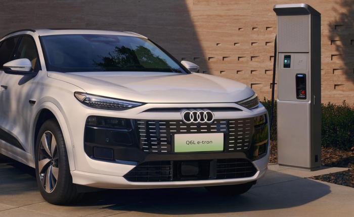 奥迪Q6L e-tron配保时捷同款底盘，驾控媲美燃油车？