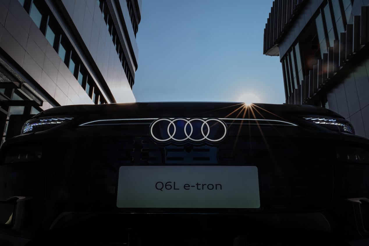 一汽奥迪Q6L e-tron：对不起！新能源豪华车，我是“天花板”！