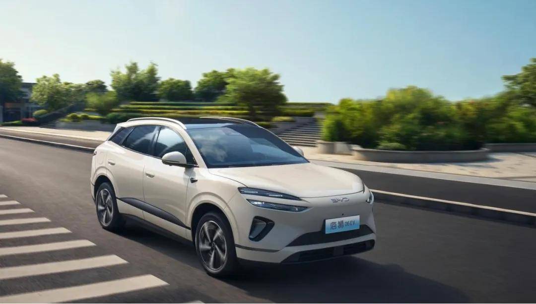 海狮06上市13.98万起全系搭载“两C”，海洋网品系丰满