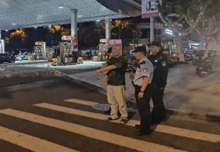司机心理健康问题需重视：货车司机向路人射钢珠致使4名女性受伤