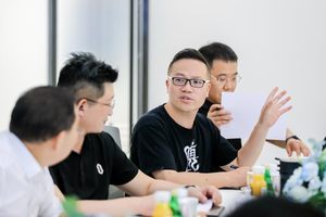 与用户共话新豪华，赛力斯张兴海：不安全的车坚决不造