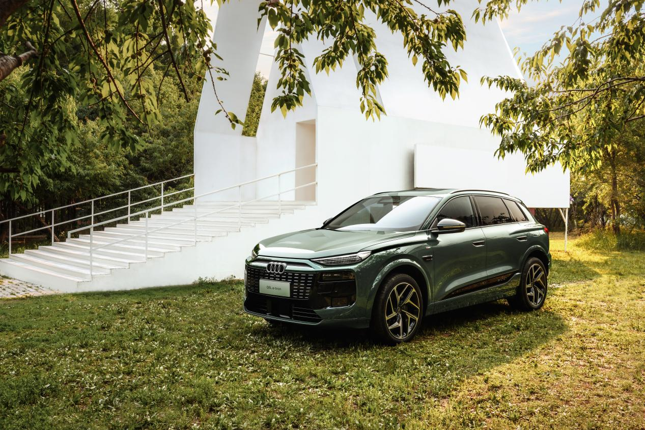 一汽奥迪Q6L e-tron：对不起！新能源豪华车，我是“天花板”！