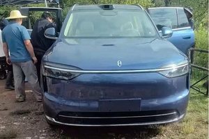 新款问界M7实车曝光！风格贴近问界M8，有望推出纯电版？