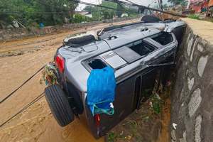 方程豹给见义勇为车主送车 越野新王硬核安全筑起生命防线