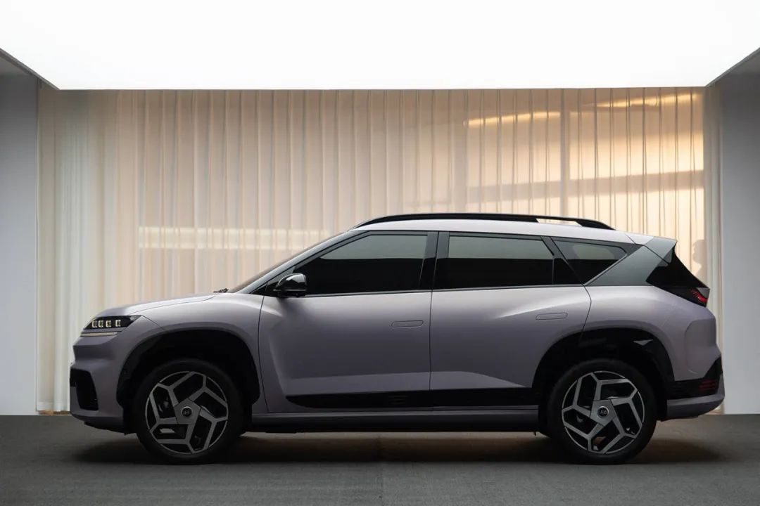 【E汽车】北京现代首款纯电SUV ELEXIO将9月上市