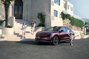 2025款广汽昊铂HT/GT上市，售价18.99万起及17.39万起
