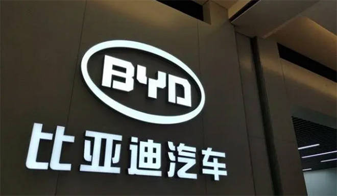 变速箱故障、全车断电，比亚迪秦故障频发，车主安全何在？