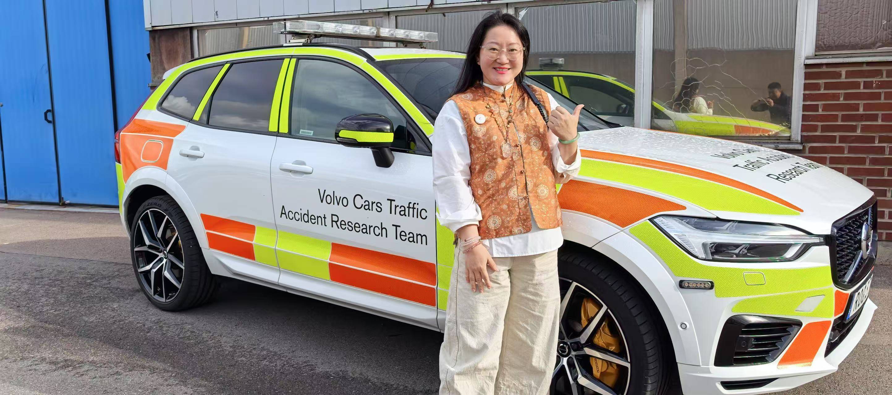 世界上每一辆安全的车，都有沃尔沃的影子