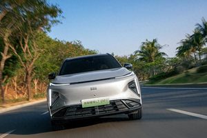 银河L7 EM-i凭十大同级唯一站稳10万级市场