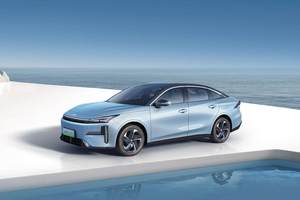 来看看银河L6 EM-i整活了：7.78万起，把智能座舱和操控buff焊在车上