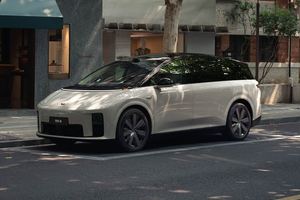 单车导购丨32.18万起的理想i8，为什么更推荐中高配版？