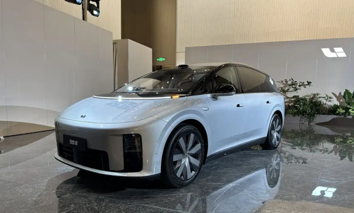 理想i8产品力强大，却不被业界看好，从纯电市场突围又无望？