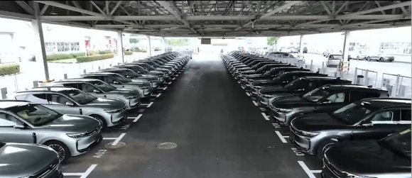 岚图FREE+订单持续火爆 岚图正式收购第二工厂应对产能需求