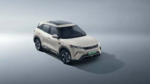 致敬全球150万份热爱，元UP加推301KM领航型，售价7.48万元