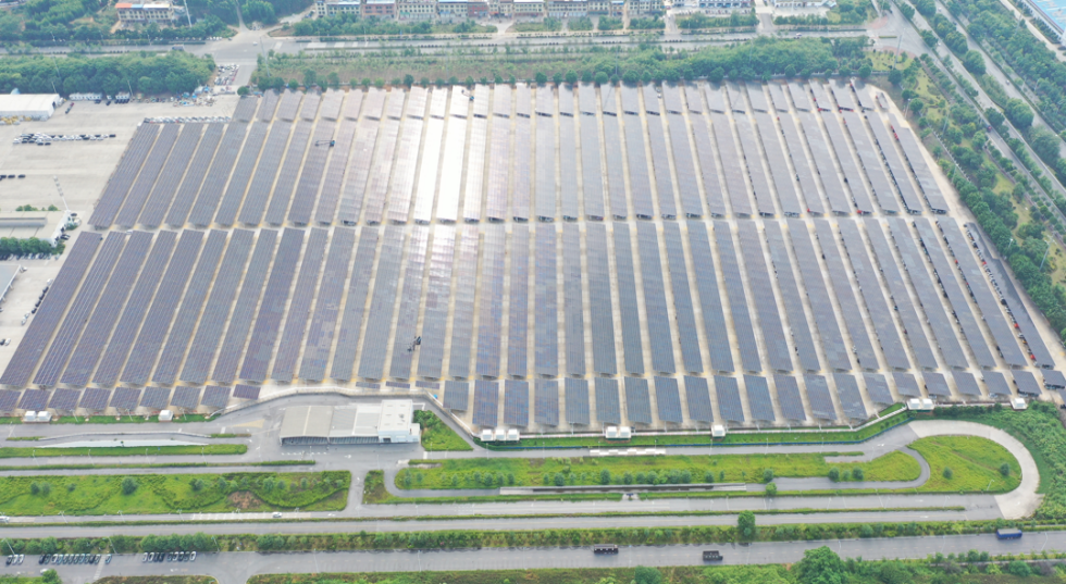 5000台星海S7驶入成都 东风风行光伏绿电照见零碳未来