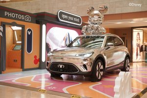smart携手迪士尼中国来到南京 「灵动出奇 城市漫游」金陵城热力开启