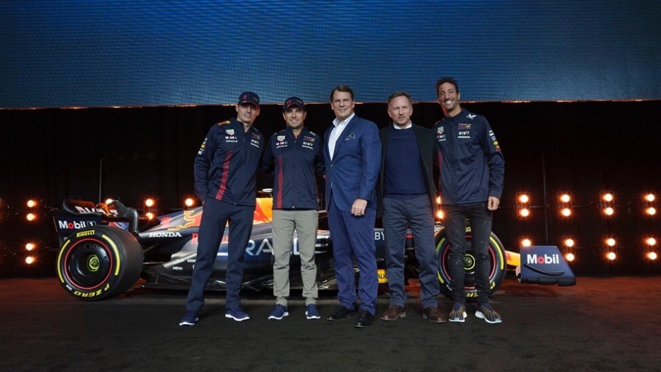 《F1狂飙飞车》电影之外 鲜为人知的福特与F1车手传奇