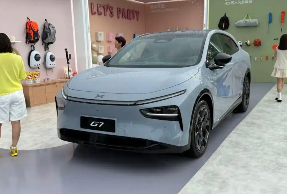 19.58万起小鹏G7上市！全球首款L3算力AI汽车，9分钟订单破万