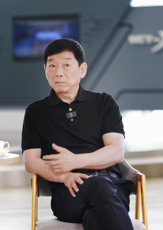 复盘网红张教官与长城魏牌的冲突：车坏了不找售后却要找魏建军？