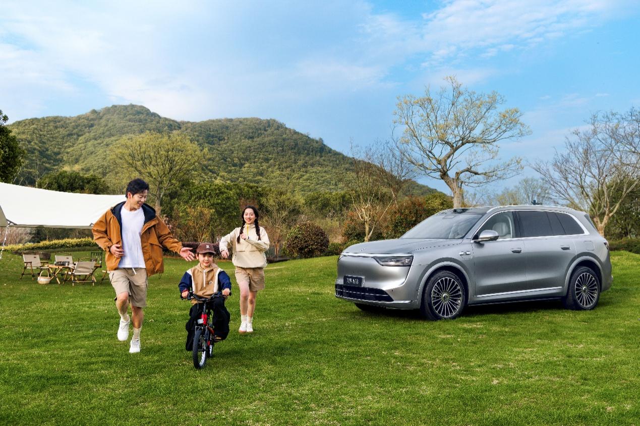 家庭旗舰SUV 当红之选！问界M8 6月交付突破2.1万台