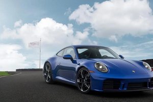 限量70台，约售127万，保时捷911 Club Coupe官图发布