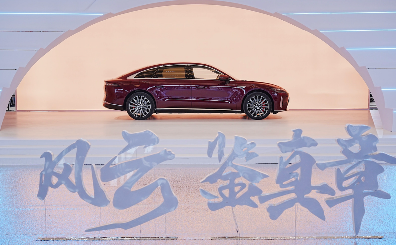 风云A9L以13.99万抢购价，重构中大型混动轿车市场格局！
