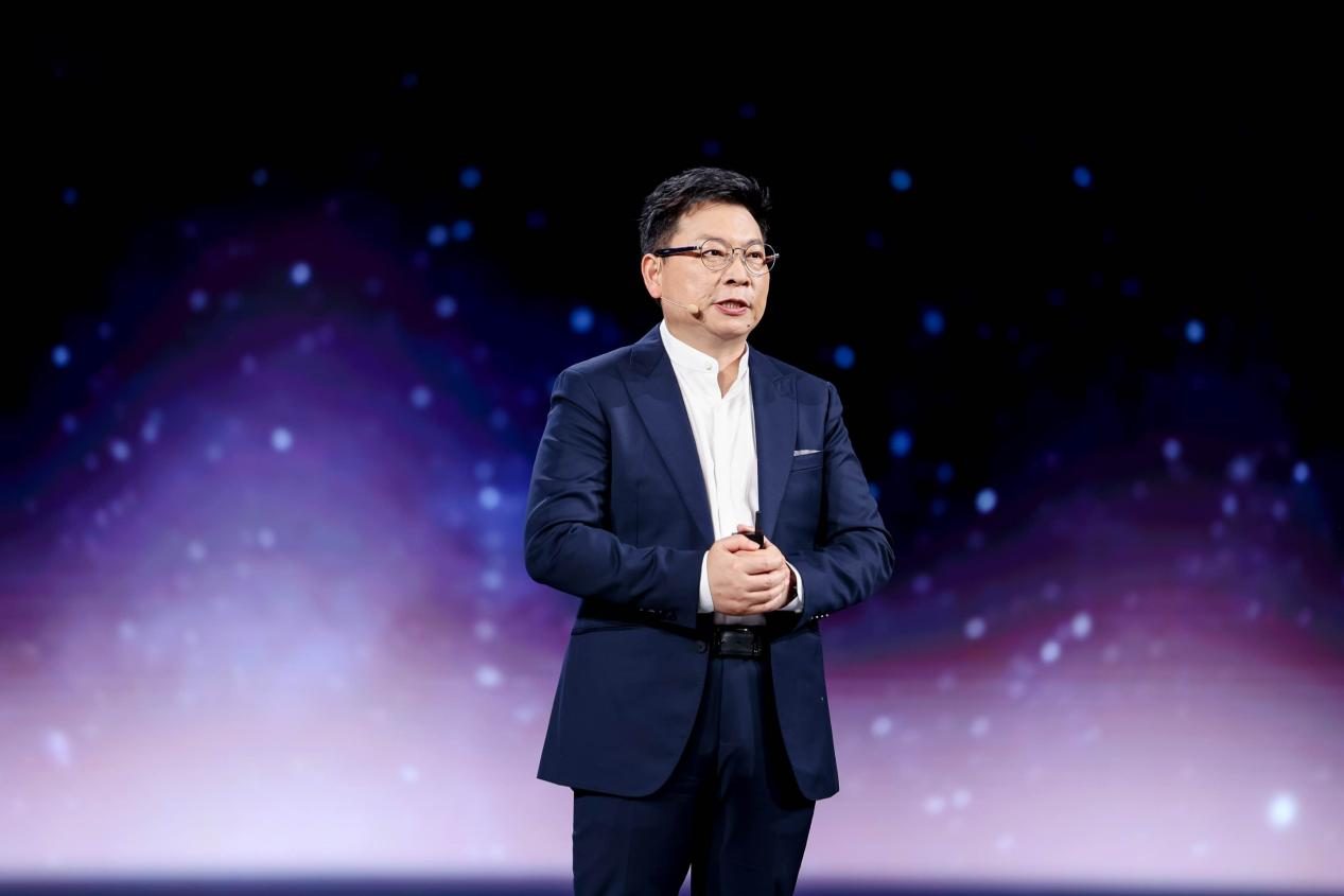 享界新车标发布，与用户共塑豪华新范式