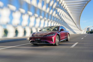 14.99万起 续航超2500km 全球真C级旗舰风云A9L上市