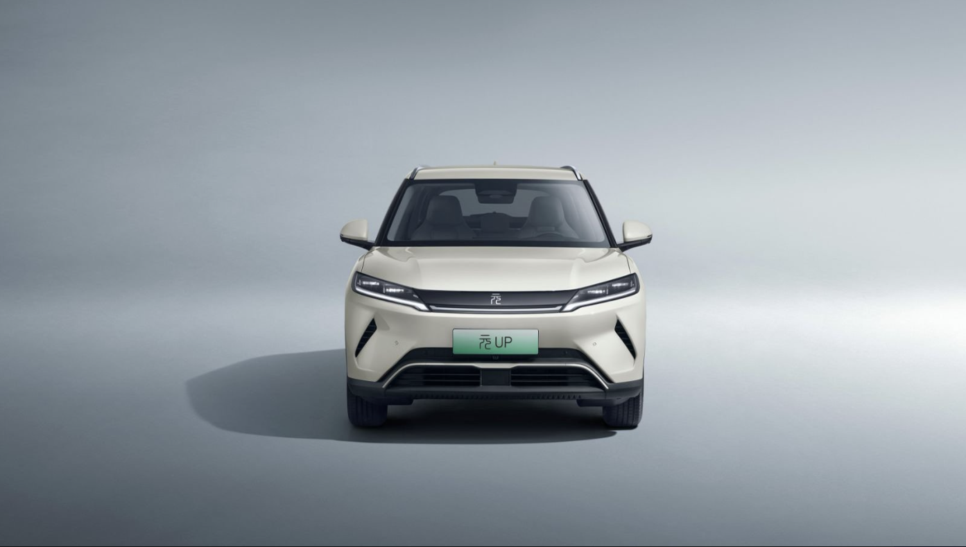 年轻人第一台SUV！元UP 301KM领航型上市，仅7.48万元