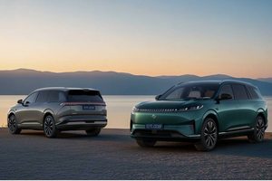2026款东风奕派eπ008六座版上市 限时先享价17.36万元起