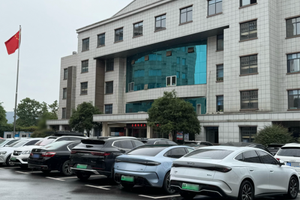 ​政府大院“停满”比亚迪,公务员购车风向标折射中国汽车崛起