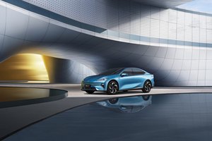 2026款 深蓝L07上市，全系标配华为乾崑智驾，13.59万元起！