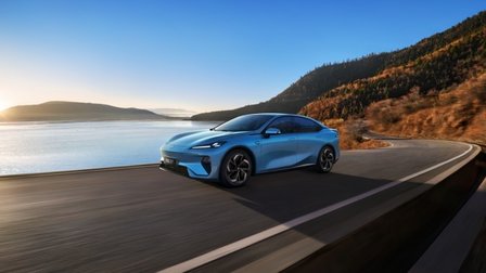 15万级唯一全系标配华为乾崑智驾轿车 2026款深蓝L07售13.59万起